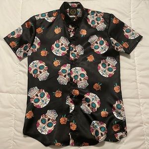 Skull short sleeve button down.